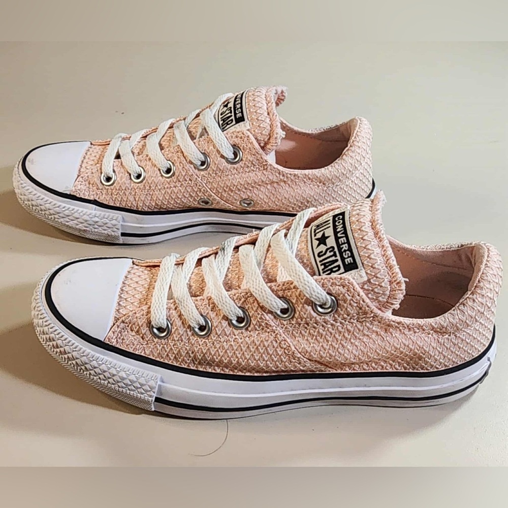 Converse Pink and White Women's Sneakers - Picture 1 of 7